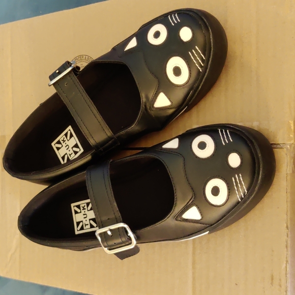 T.U.K | Shoes | Tuk Womens Black Kitty Face Vlk Vegan Leather Mary Janes Size 9 | Poshmark